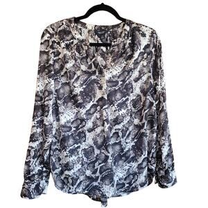 Snake Print Blouse Size M Long Sleeve Office V-Neck Dressy Office Layering